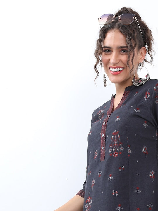 Vishudh Floral Printed Thread Work Kurta
