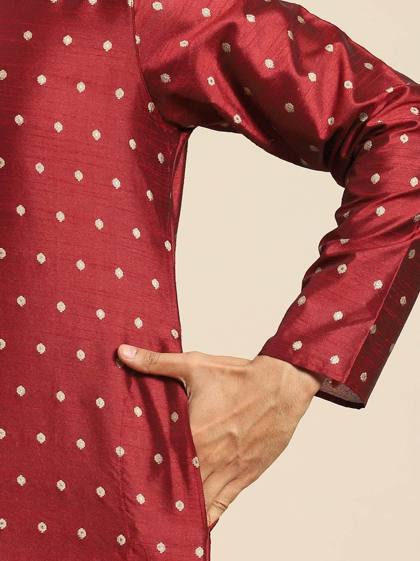 Amodh by Kisah Men Maroon Kurta (Set of 2)