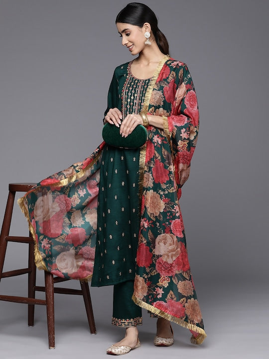 Varanga Ethnic Motifs Embroidered Sequinned Kurta With Trousers & With Dupatta