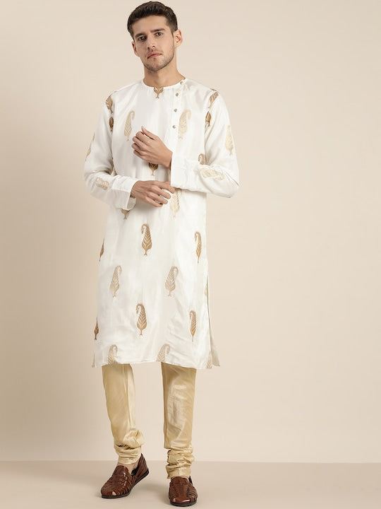 Vastramay Men White & Golden Paisley Printed Kurta with Churidar