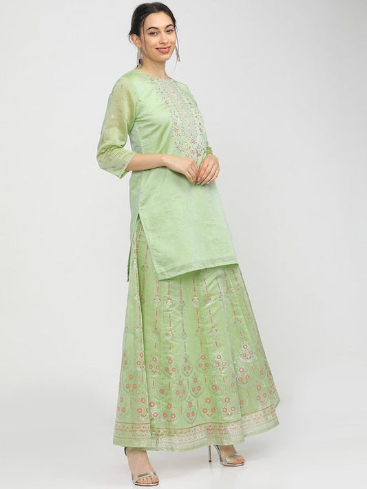 Vishudh Women Green Floral Embroidered Thread Work Kurti with Skirt & With Dupatta