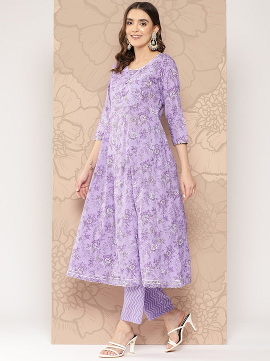 Yufta Women Floral Printed Gotta Patti Pure Cotton Kurta with Trousers & With Dupatta
