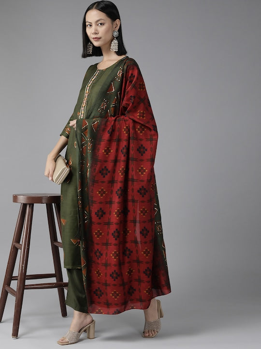 Yufta Women Green Embroidered Thread Work Kurta With Trousers & Dupatta