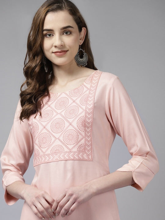 Yufta Women Ethnic Motifs Embroidered Kurta with Trousers