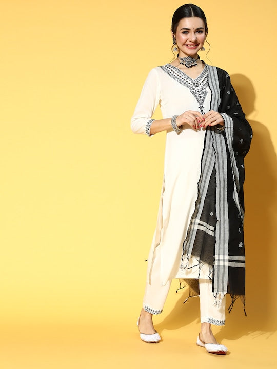 Yufta Ethnic Motifs Viscose Rayon Kurta Set