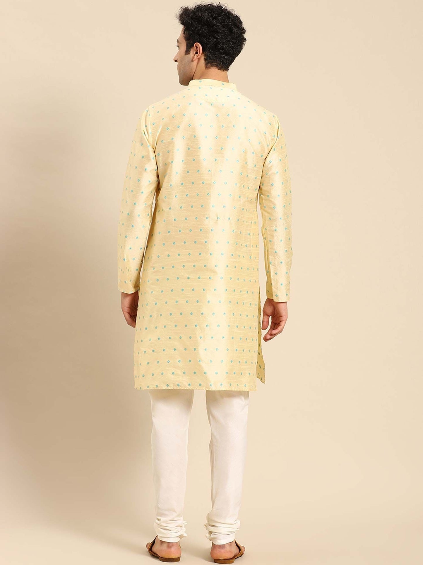 Amodh by Kisah Men Beige Kurta (Set of 2)