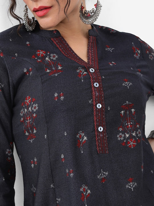 Vishudh Floral Printed Thread Work Kurta