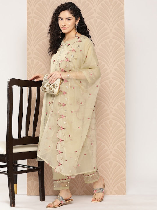 Yufta Floral Embroidered Regular Thread Work Pure Cotton Kurta with Trousers & Dupatta
