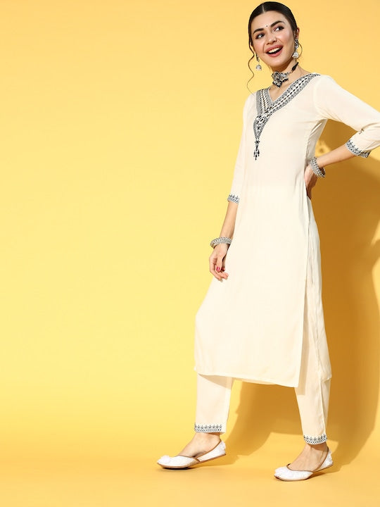 Yufta Ethnic Motifs Viscose Rayon Kurta Set