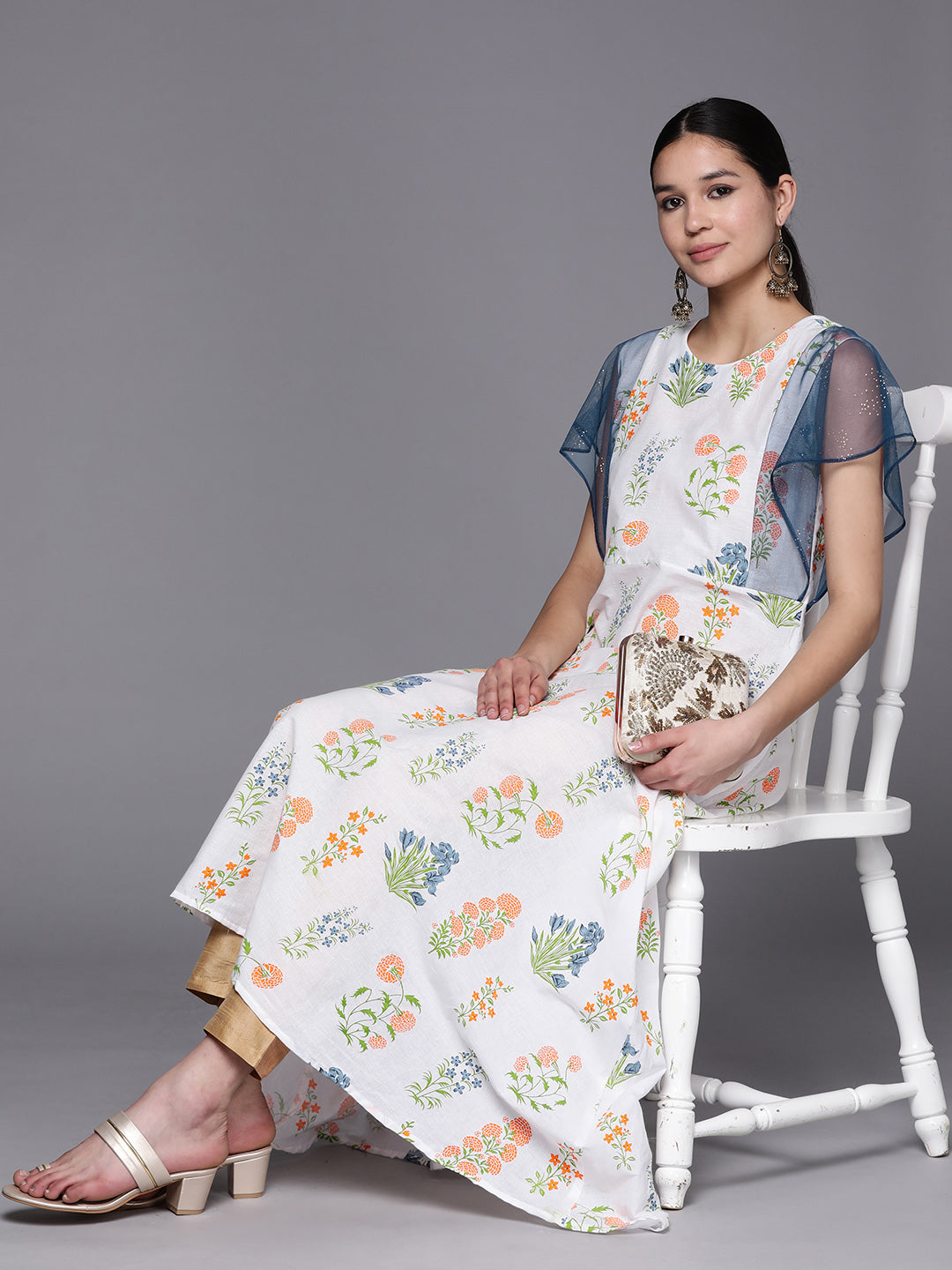 Ahalyaa Women White & Blue Printed A-Line Kurta