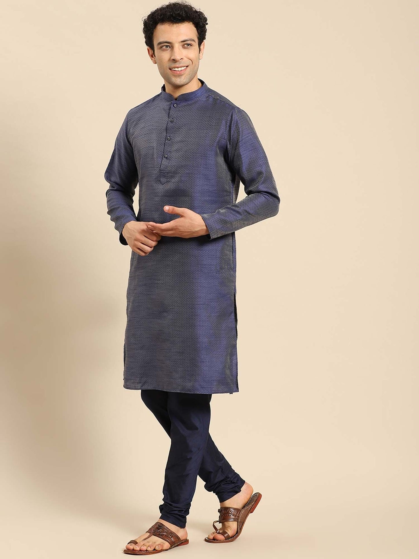 Amodh by Kisah Men Navy Blue Kurta (Set of 2)