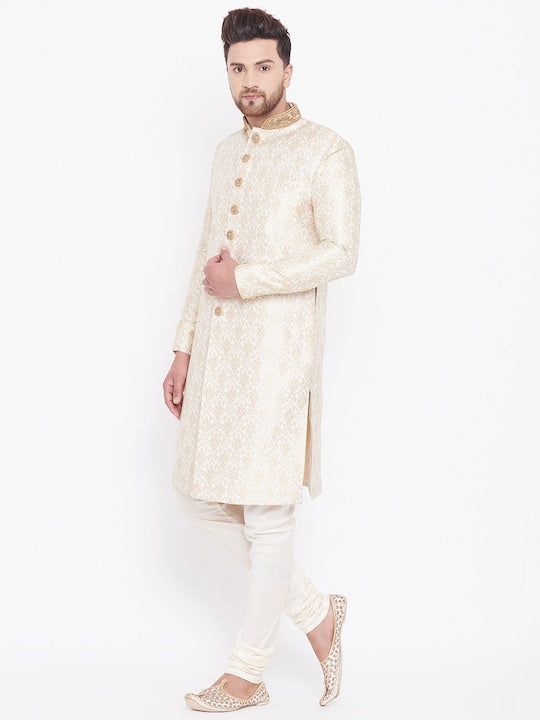 Vastramay Men Cream-Coloured & Gold-Coloured Brocade Zardozi Woven Design Sherwani Set