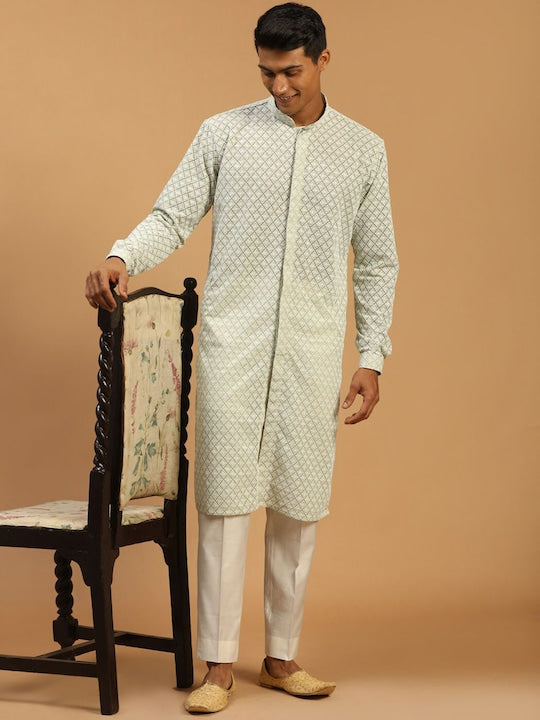 Vastramay Mandarin Collar Chikankari Kurta